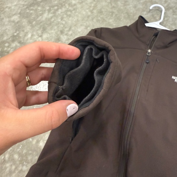 The North Face Brown Ski Jacket - Picture 4 of 6